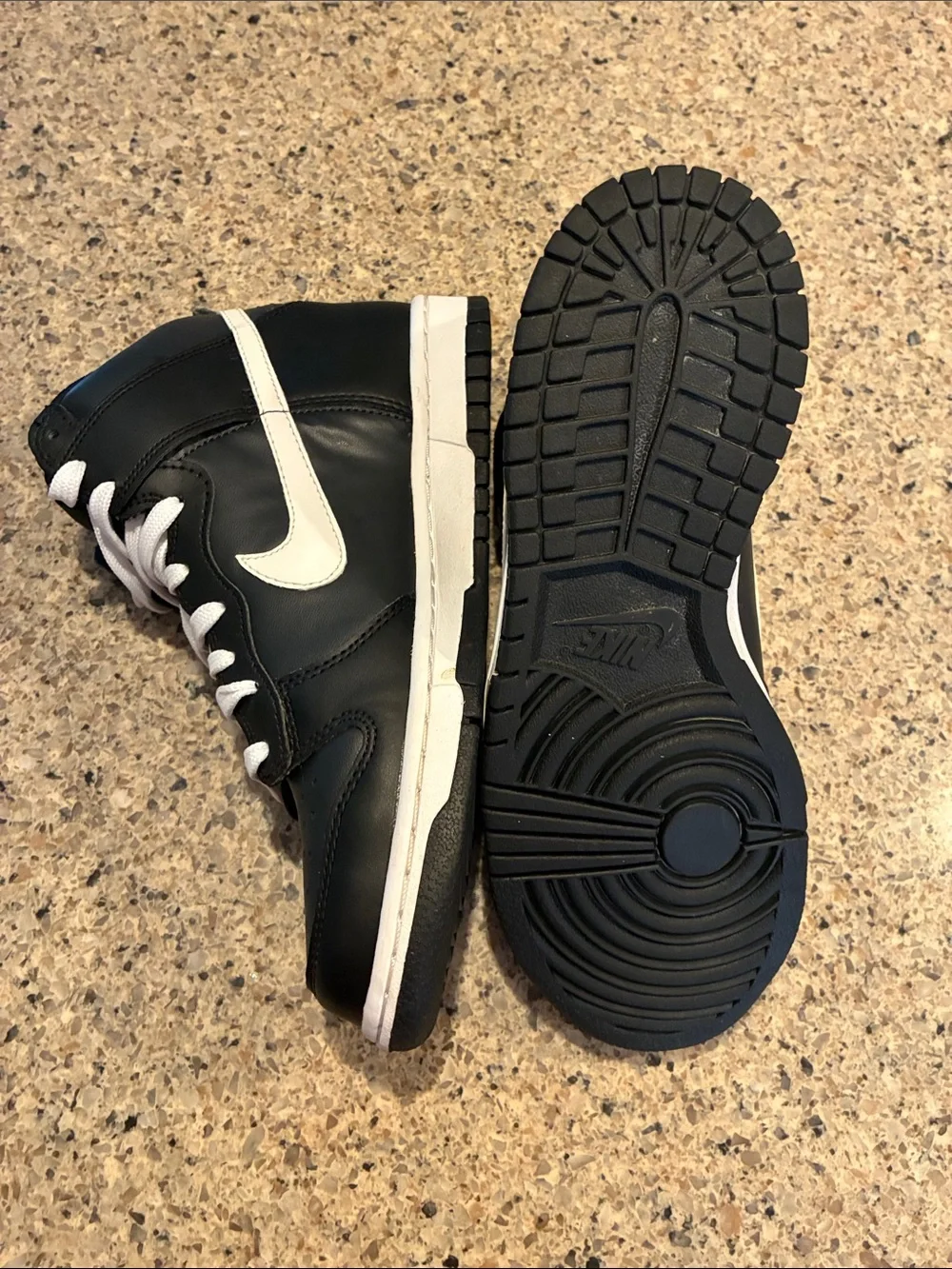 Nike Dunk High (GS) ANTHRACITE/White/Black Venom , DH9751-001 2022 Size 6Y